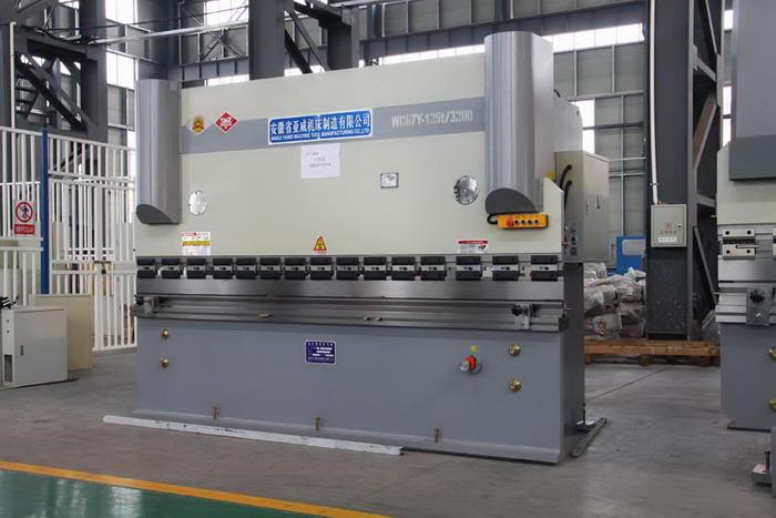 Brzdy hydraulické lisovacie stroje-125T3200