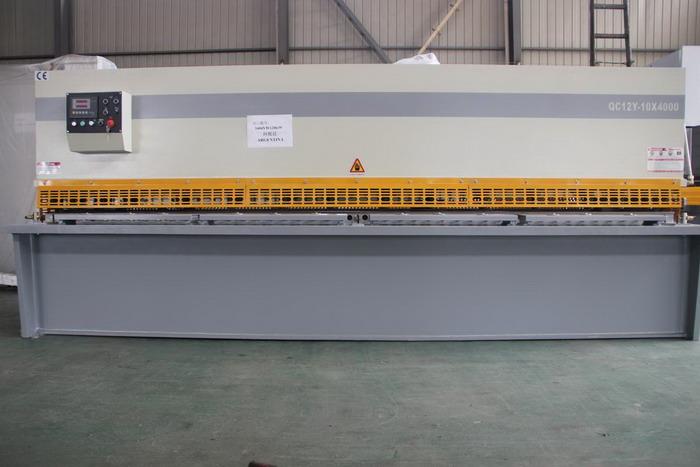 4M kov hydraulické strihanie stroje