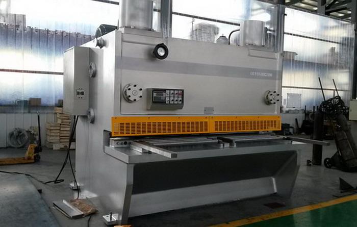 QC11K CNC Rake gilotína šmyku 8ft 30mm
