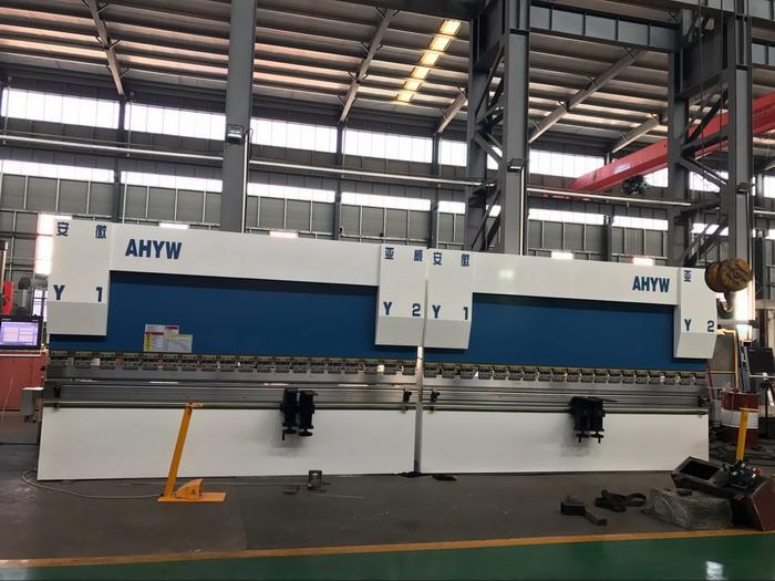 AHYW Yawei 8M CNC Tandemové lisovacie brzdy 4 osi
