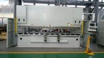AHYW 4M CNC Lisovacie brzdy 160T 4 os